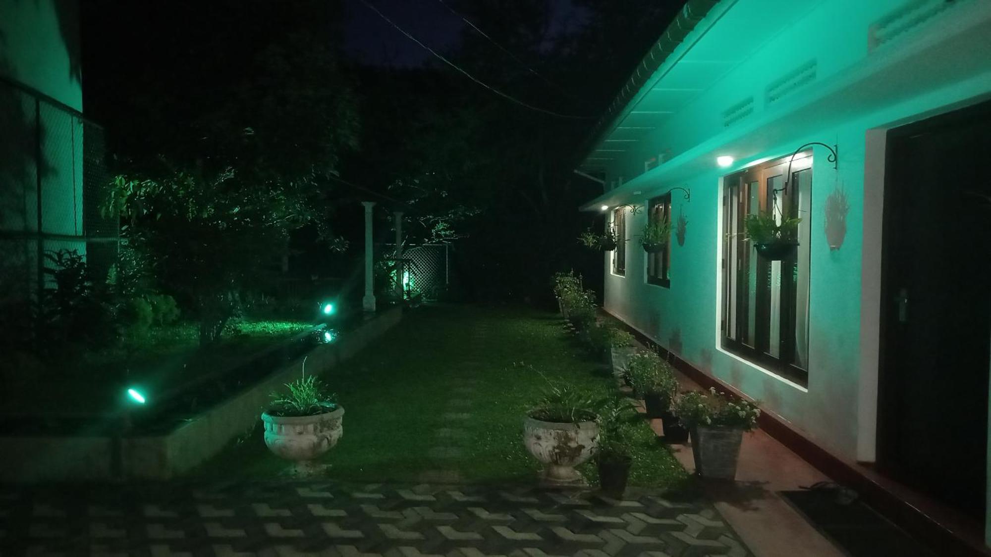 Hotel Mahaweli Shades Kandy Zewnętrze zdjęcie